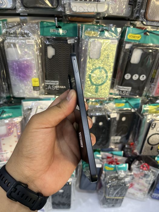 Samsung A17 8 / 256 gb