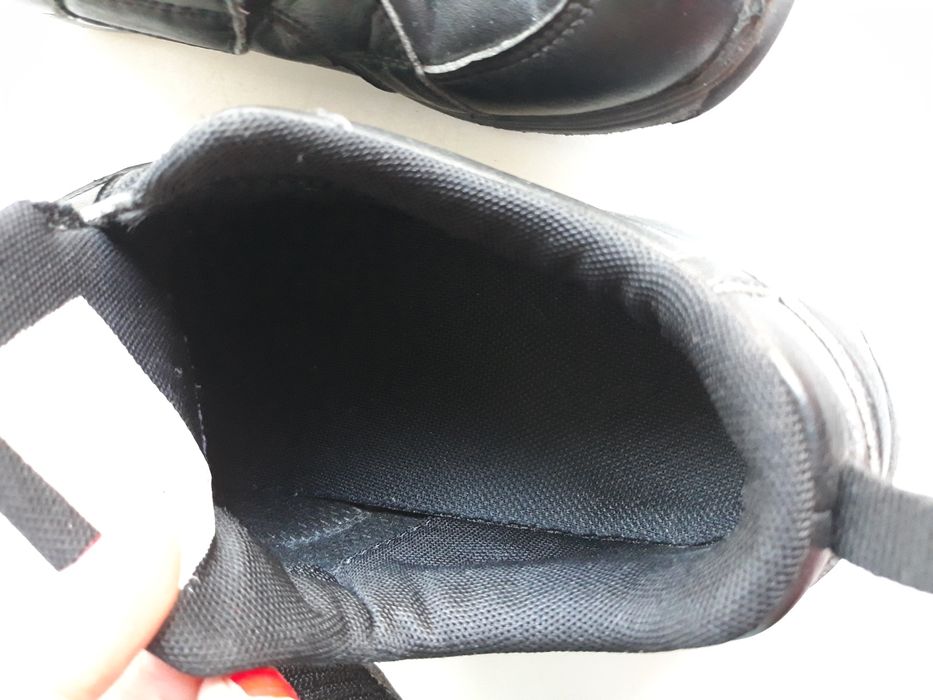 Asics 34 номер, черни обувки