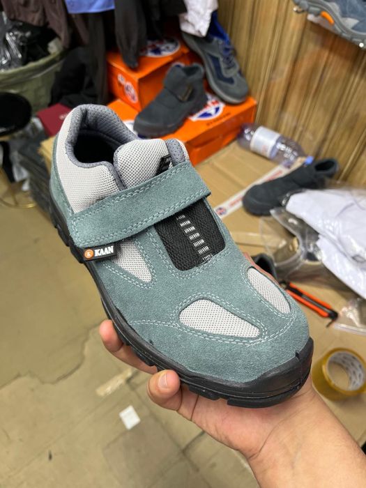 Спецобуь спецкроссовка спецботинка берцы