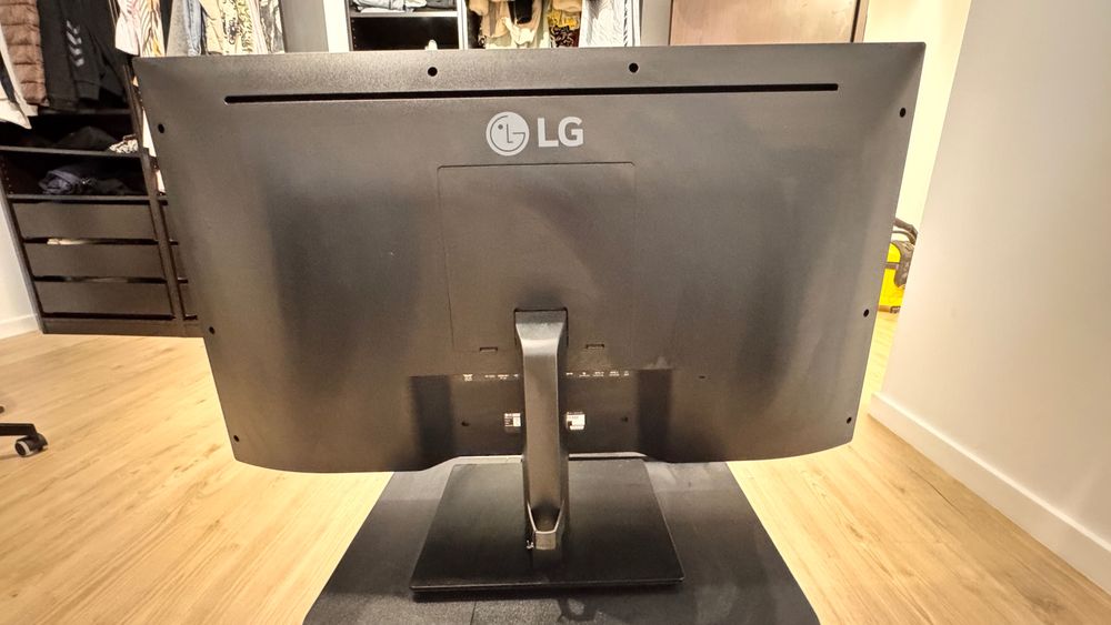 Monitor LG 4K 43 inch