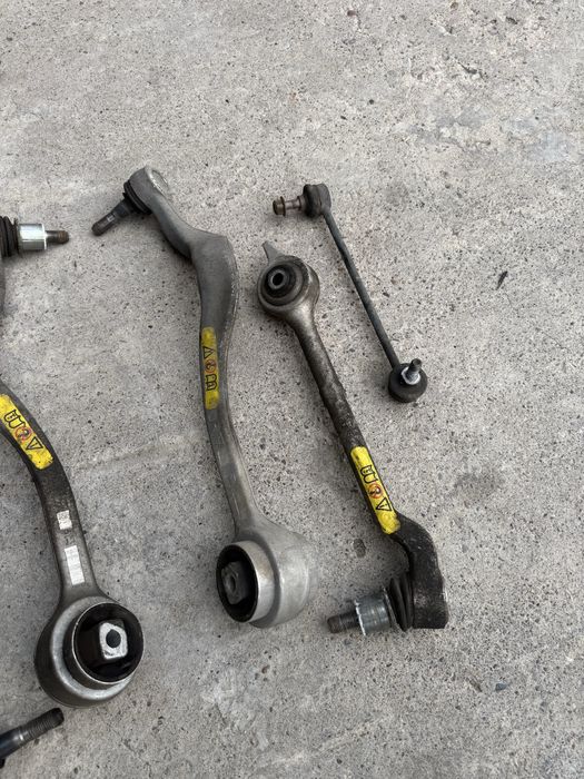 Передние Рычаги на BMW e39