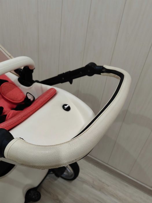 Бебешка количка mima xari