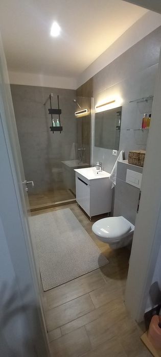 Apartament de închiriat, 2 camere Sanpetru