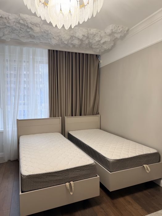 2 практически новые кровати