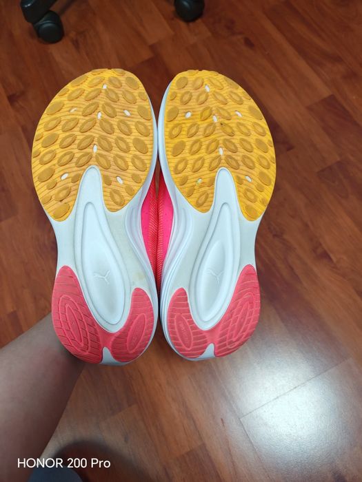 Продавам маратонки Puma