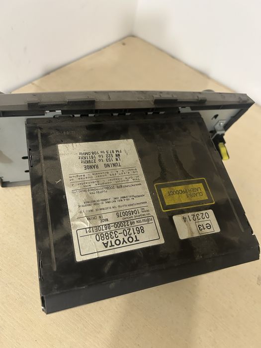 Продам магнитолу на камри 40