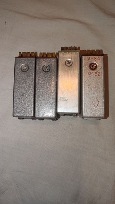 Lot 4 relee polarizate sovietice RP-4 și RP-5 (РП-4 / РП-5) URSS