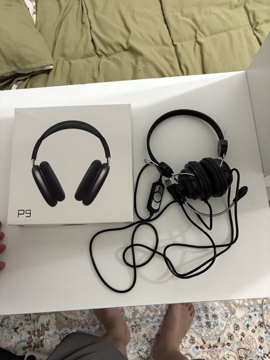 Компьюьерный стол