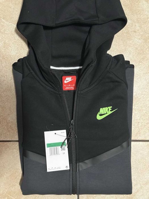 Nike Tech Tracksuit Black & Dark Grey