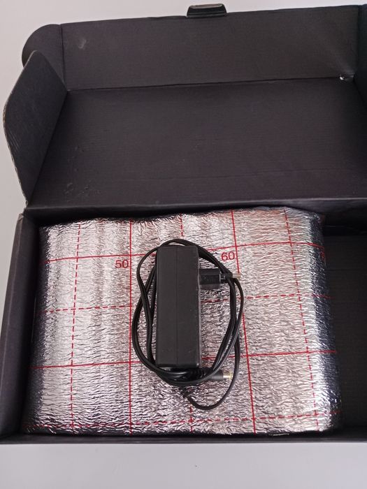 Маленкий телевизор