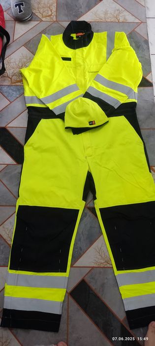 Продам комбез новый