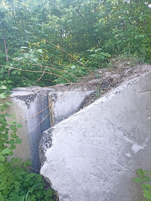 Продам место под гараж