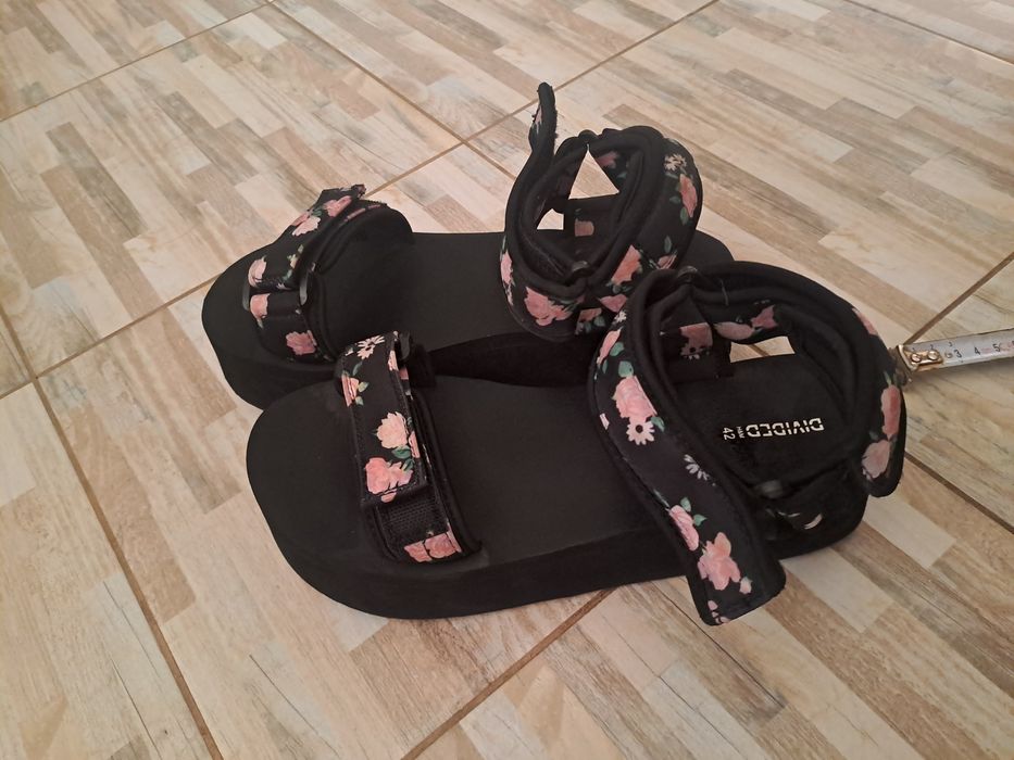 Дамски сандали 42 Н&М