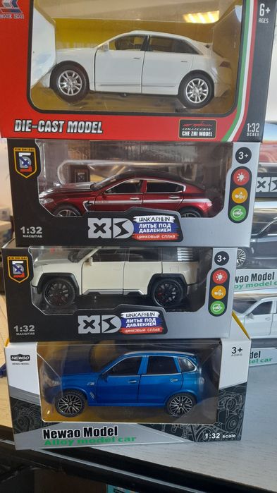 Метални колички колекционерски Нови