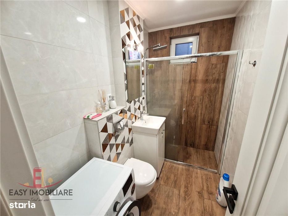 Apartament 3 camere, renovat, UMF, Spital, central,  lift,  Targu Mure