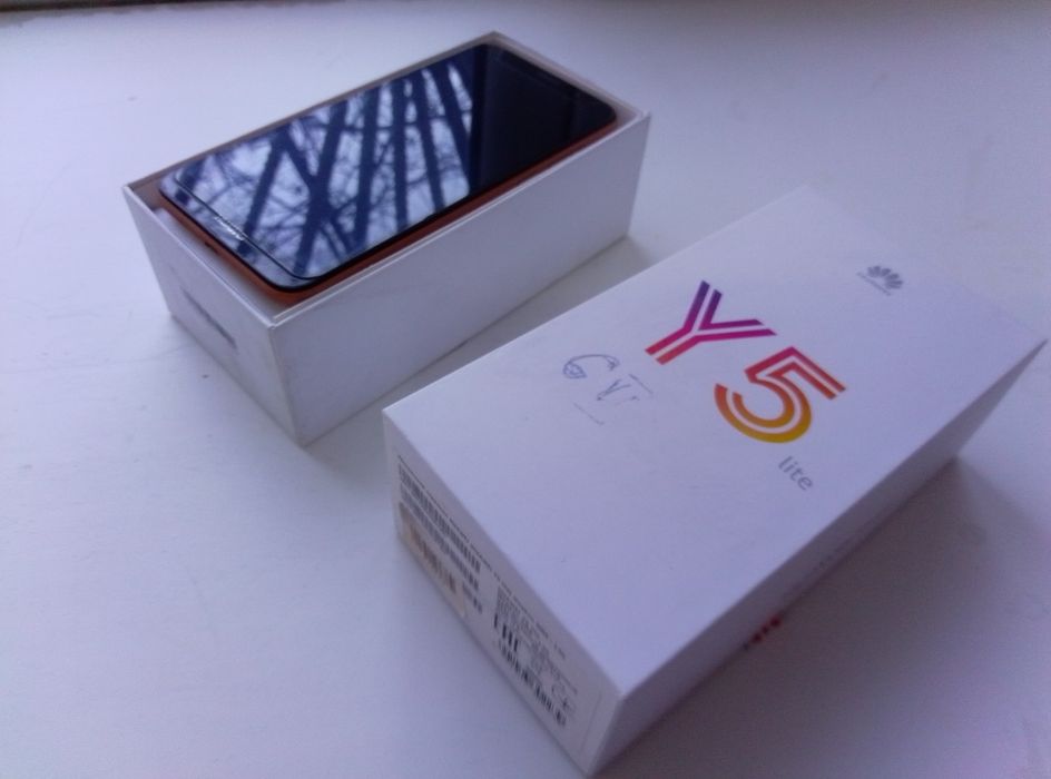 Продам ХАЙВАЙ Y5