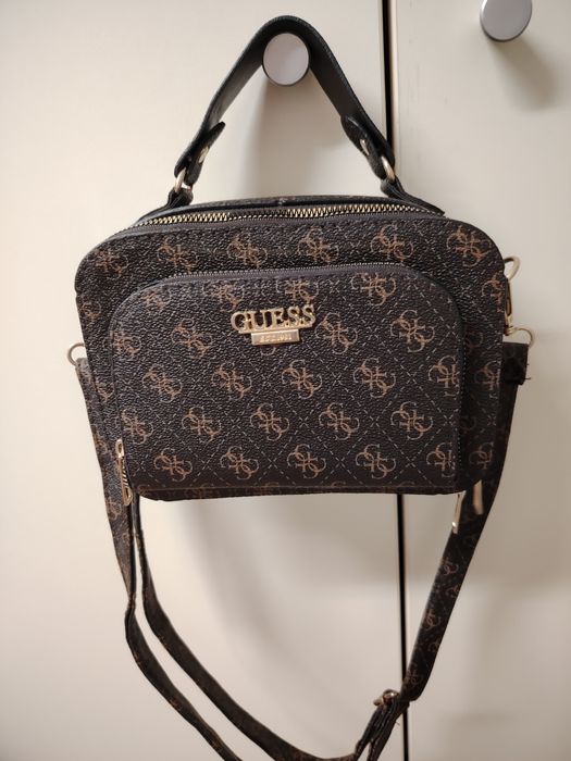 Продавам нови чанти и раници