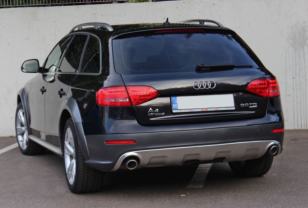 Audi A4 S-Line Allroad Quattro 3.0 TDI 2010