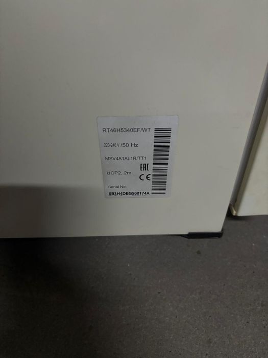 Холодильник samsung
