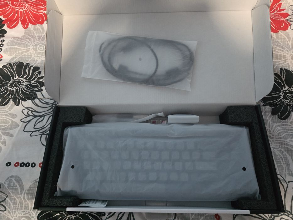 Продавам Механична Клавиатура Dark Project Midnight (TKL Layout)