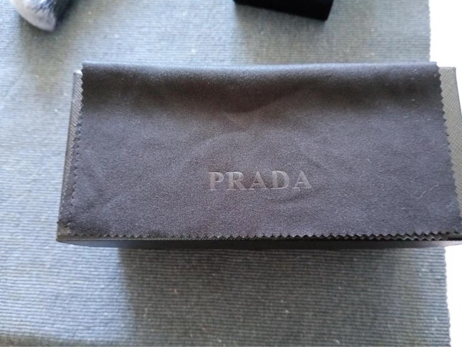 Ochelari de soare Prada