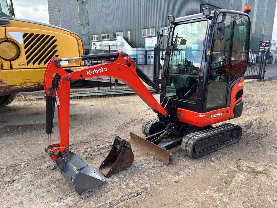 Mini excavator Kubota KX016-4 an 2016 - circa 2.290 ore