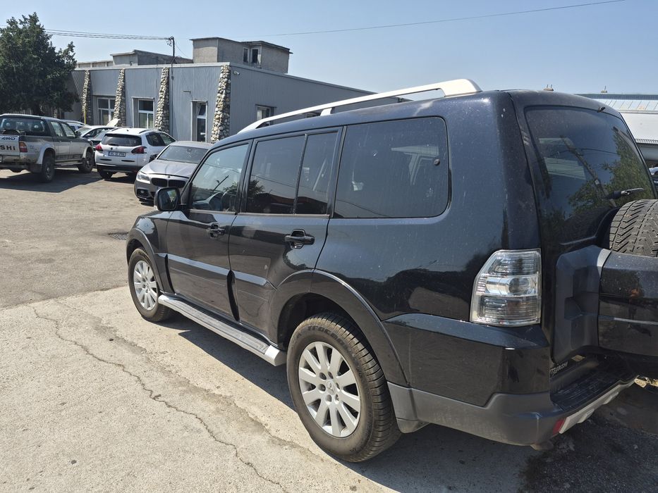 Vand Mitsubishi Pajero 3.2 AUTOUTILITARA