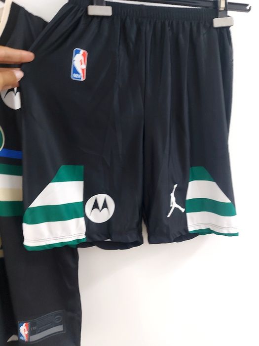 Compleu baschet NBA, mărime 176