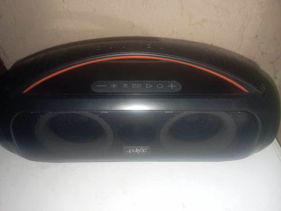 Boxă portabilă wireless