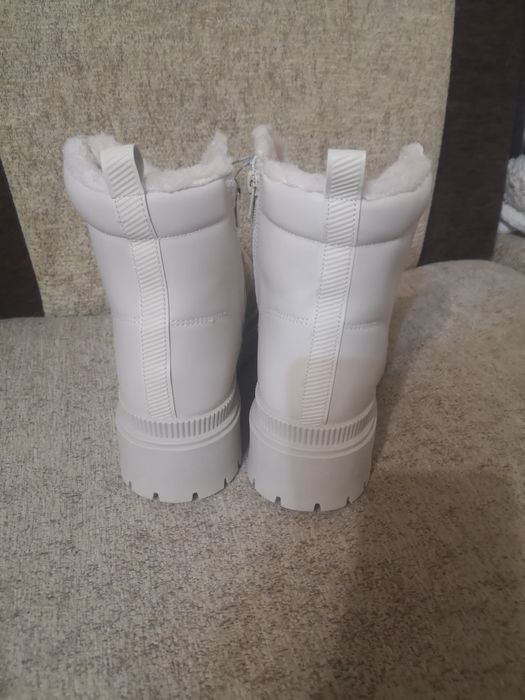 Чисто нови боти екрю