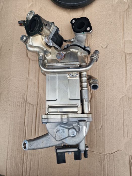 Racitor gaze bmw g11 g12 g30 g26 g01 g05 g07 b57  8598309 mild hybrid