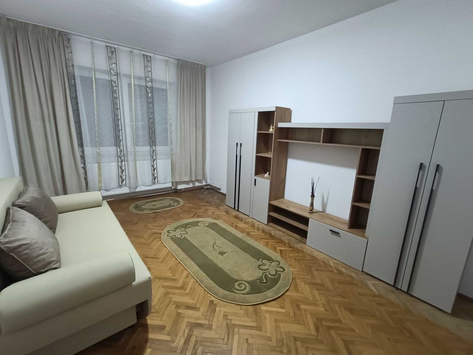 Închiriez apartament 3 camere Slavici, zona RFN