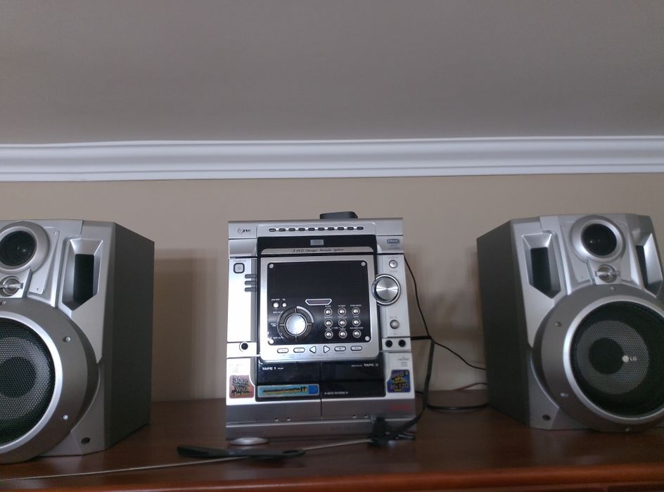 Продам музыкальный центр