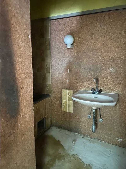 caut meserias renovari apartament