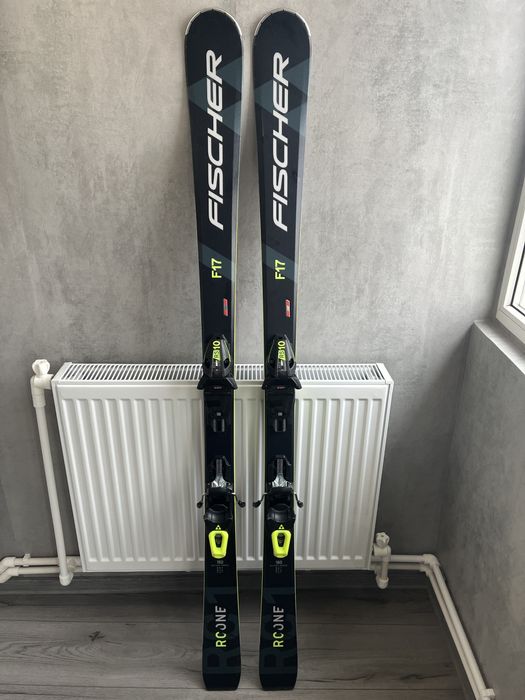 Ski/schiuri Fischer RC ONE F17 - 160 cm