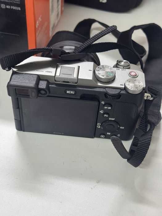 Продам фотоаппарат Sony 7c