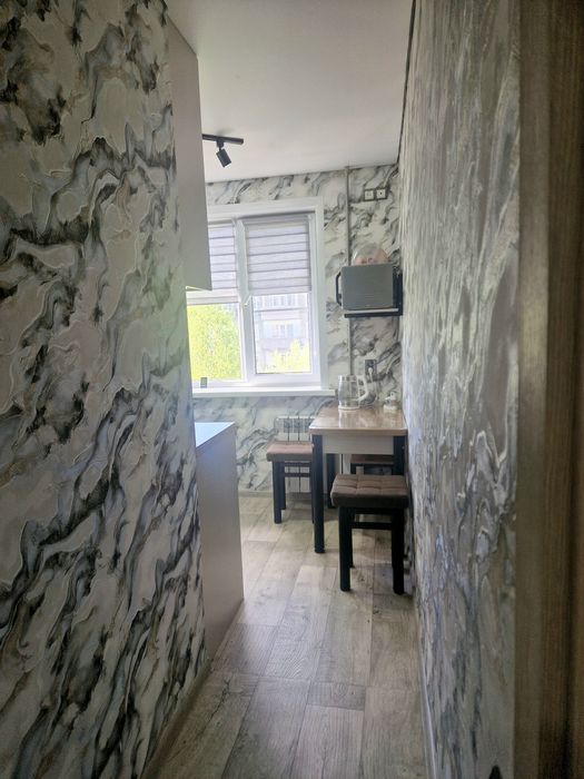 Продам 1,5 - комнатную квартиру
