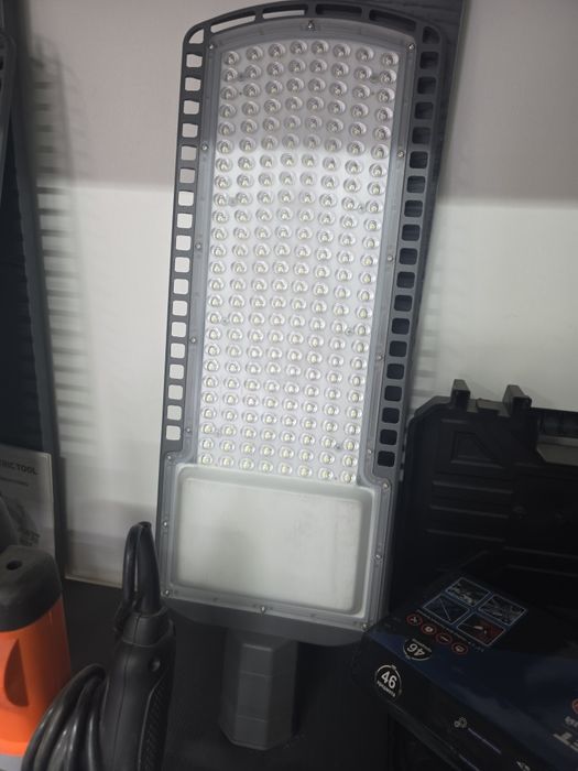 Продам уличный LED Street Lamp 200W (200 Вт), новый