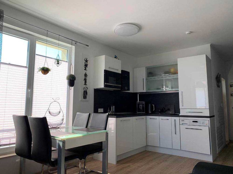 Продава се Двустаен апартамент в Обзор - 68 кв.м за 847 €/кв.м - Снимка #1