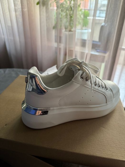 Обувки Steve Madden