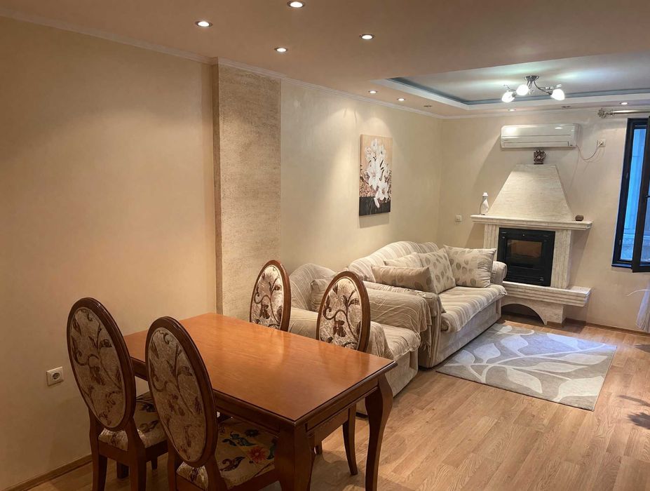 Продавам тристаен апартамент в кв. Лазур, гр. Бургас - снимка 18