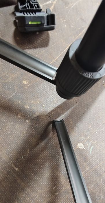 Штатив напольный