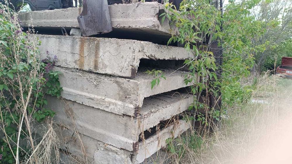 Продам плиты 6 метровые