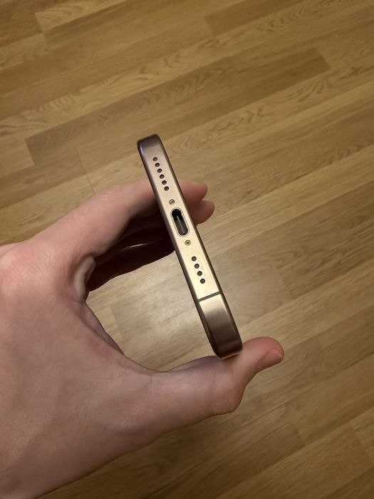 Iphone 16 Pro Max 512gb Desert titanium. Гаранция