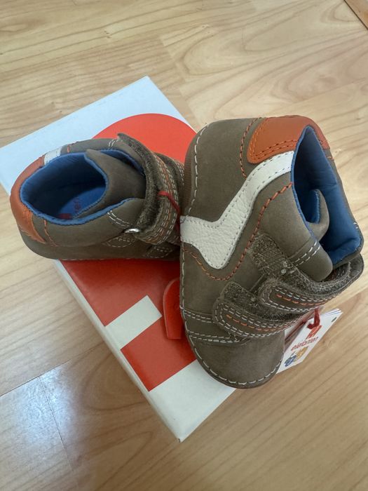 Papucii Elefanten Noi 19