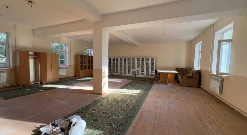 5 гектар. 2000 кв.м строений. Аренда. Больница. Санаторий. Хостел.