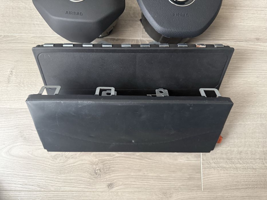 Airbag VW Golf Passat Tiguan Touareg Up Polo Touran Caddy Arteon