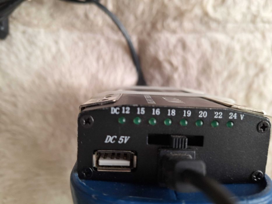 Bormasina de gaurit si insurubat, alimentare 220 v, priza USB