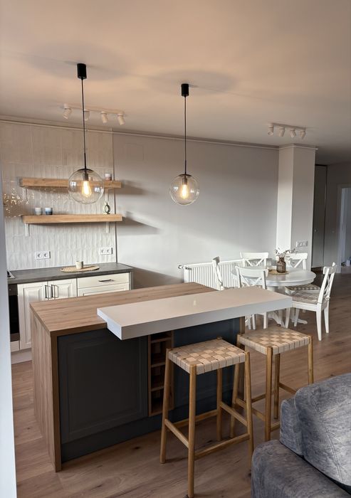 Penthouse, 2 niveluri pozitionat central