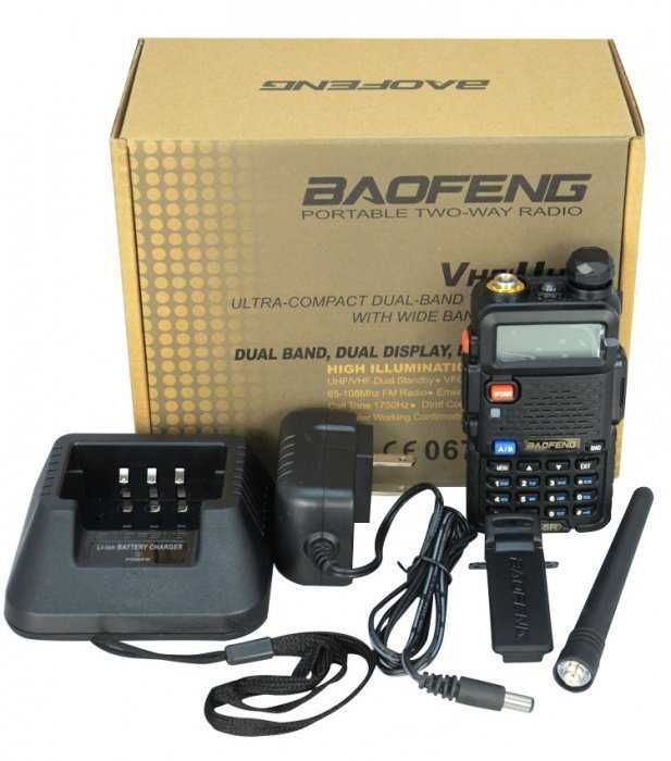 Радиостанция Baofeng, UV-5R-BF, С включен микрофон, Мощност 5W